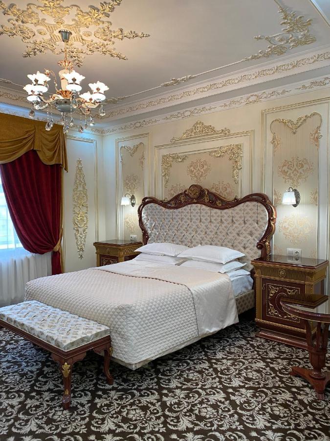 Lion Hotel Astana Exterior foto