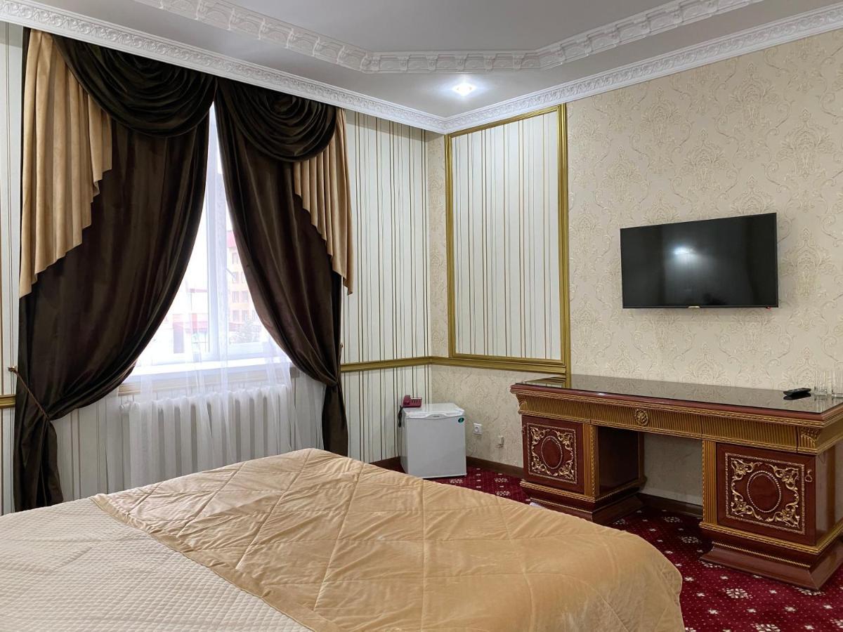 Lion Hotel Astana Exterior foto